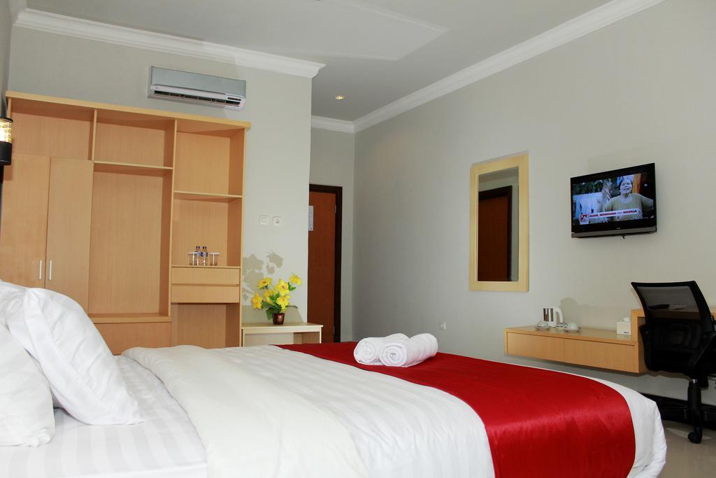 Raja Residence Jambi Habitación foto