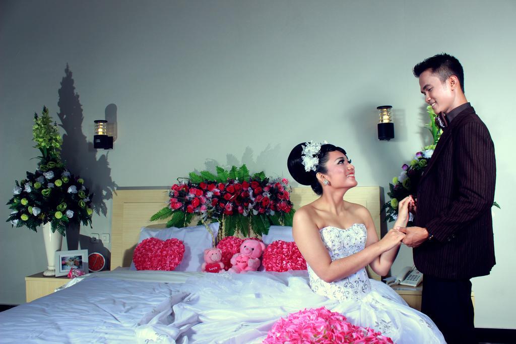 Raja Residence Jambi Habitación foto
